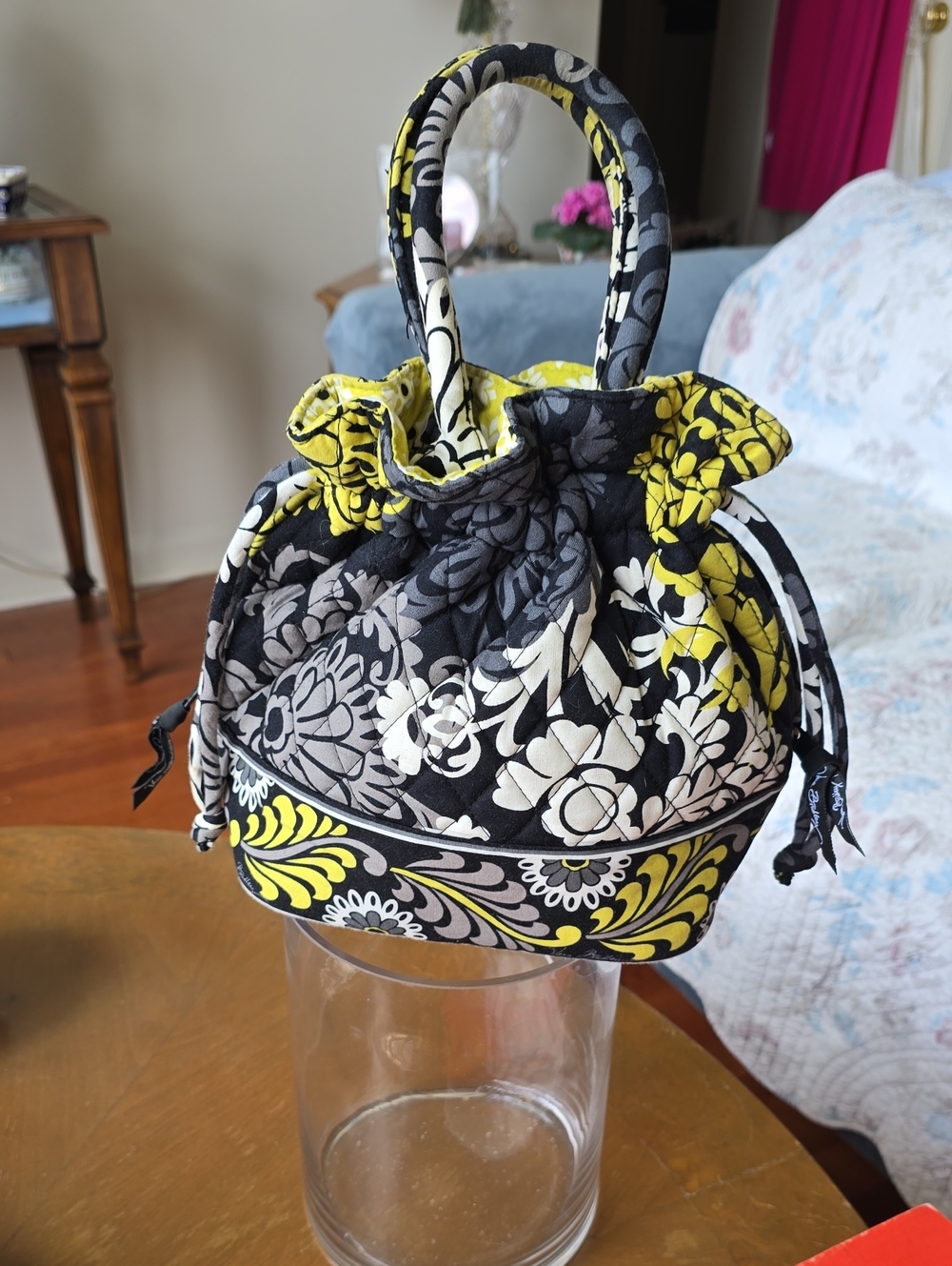 Quilted Floral Drawstring Cosmetic Bag in Yellow, Black & Cream